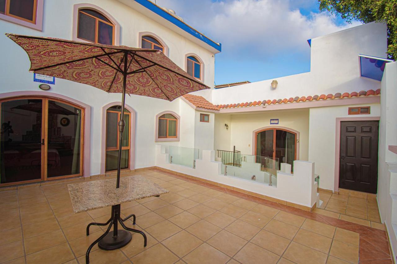 Departamentos Claussen Hotel Mazatlan Exterior photo